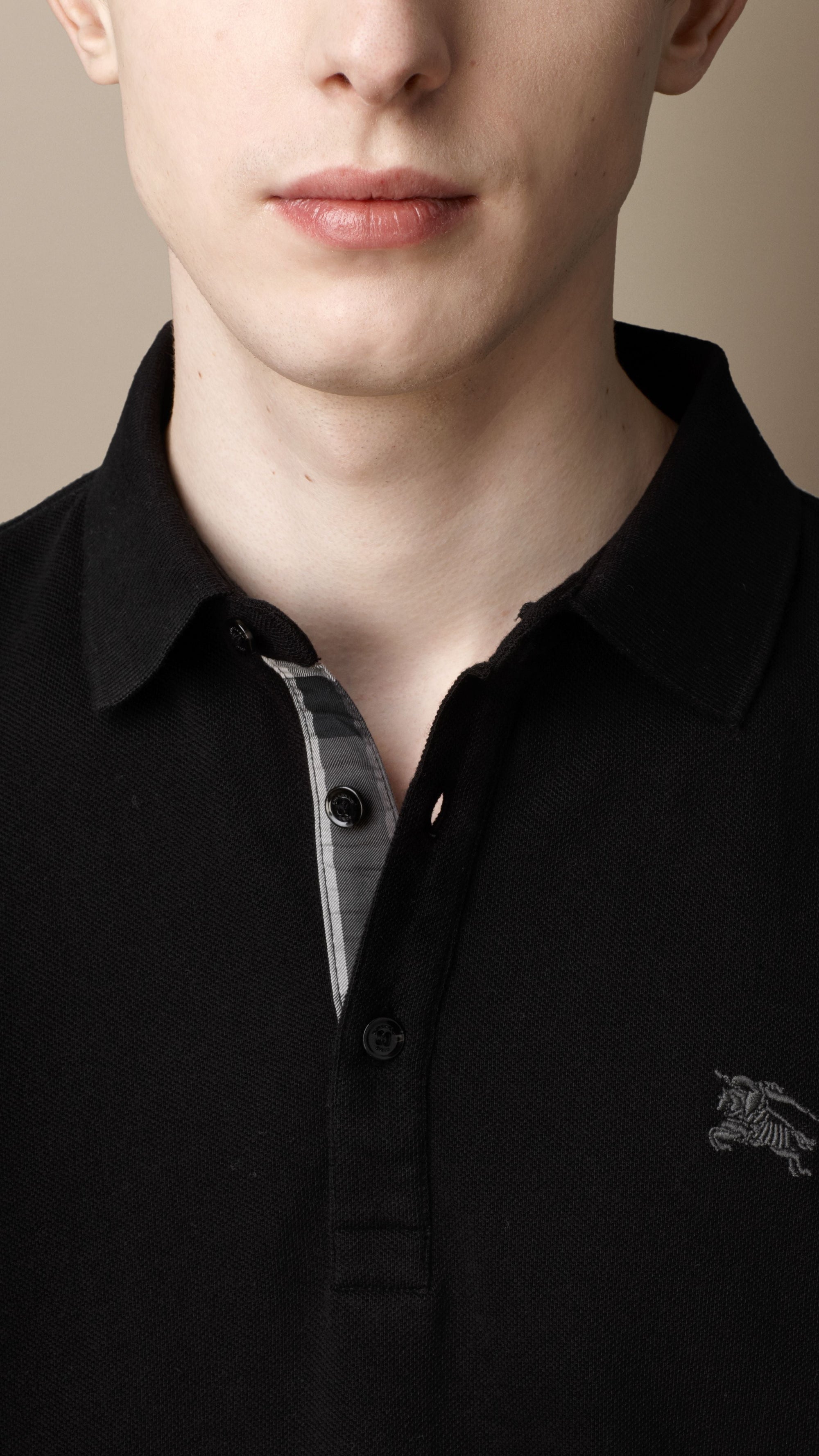 BLACK Polo avec patte en check