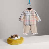 TAUPE Pantalon en coton avec revers apparents à motif check