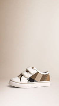 WHITE Baskets en house check
