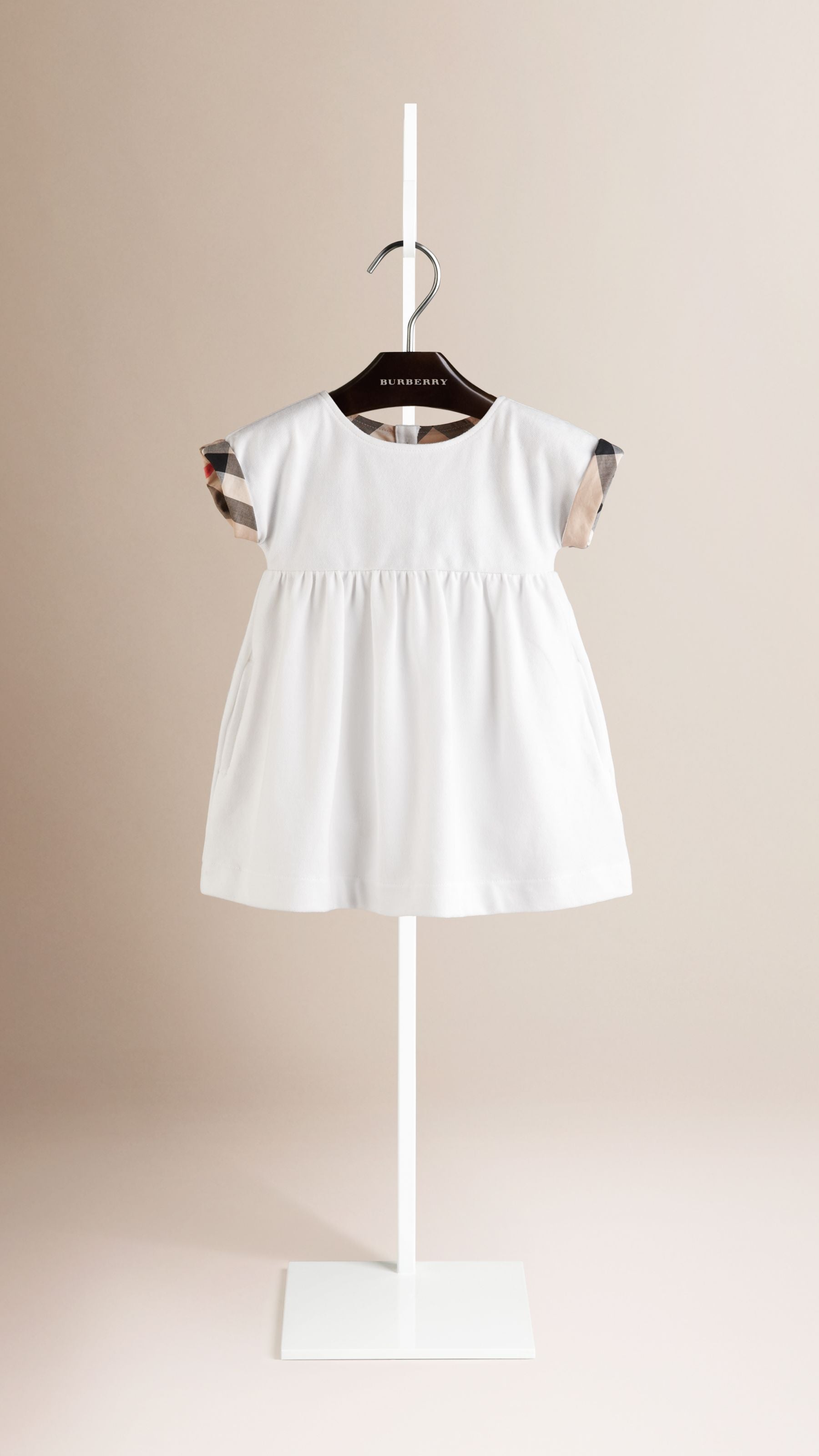WHITE Robe en coton avec revers à motif check