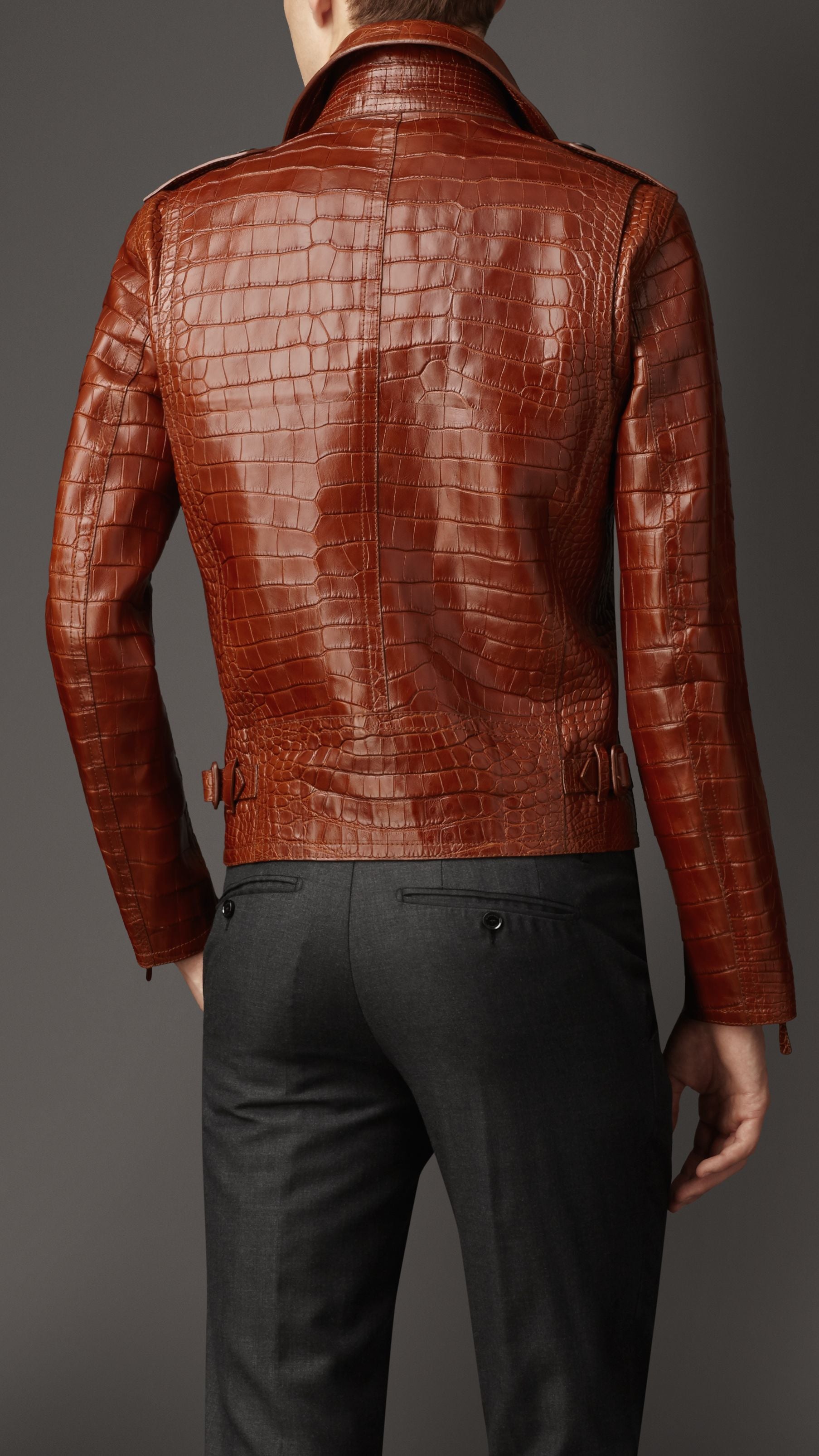 COGNAC Perfecto en cuir d'alligator