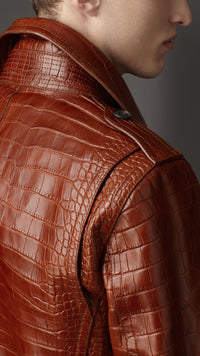 COGNAC Perfecto en cuir d'alligator