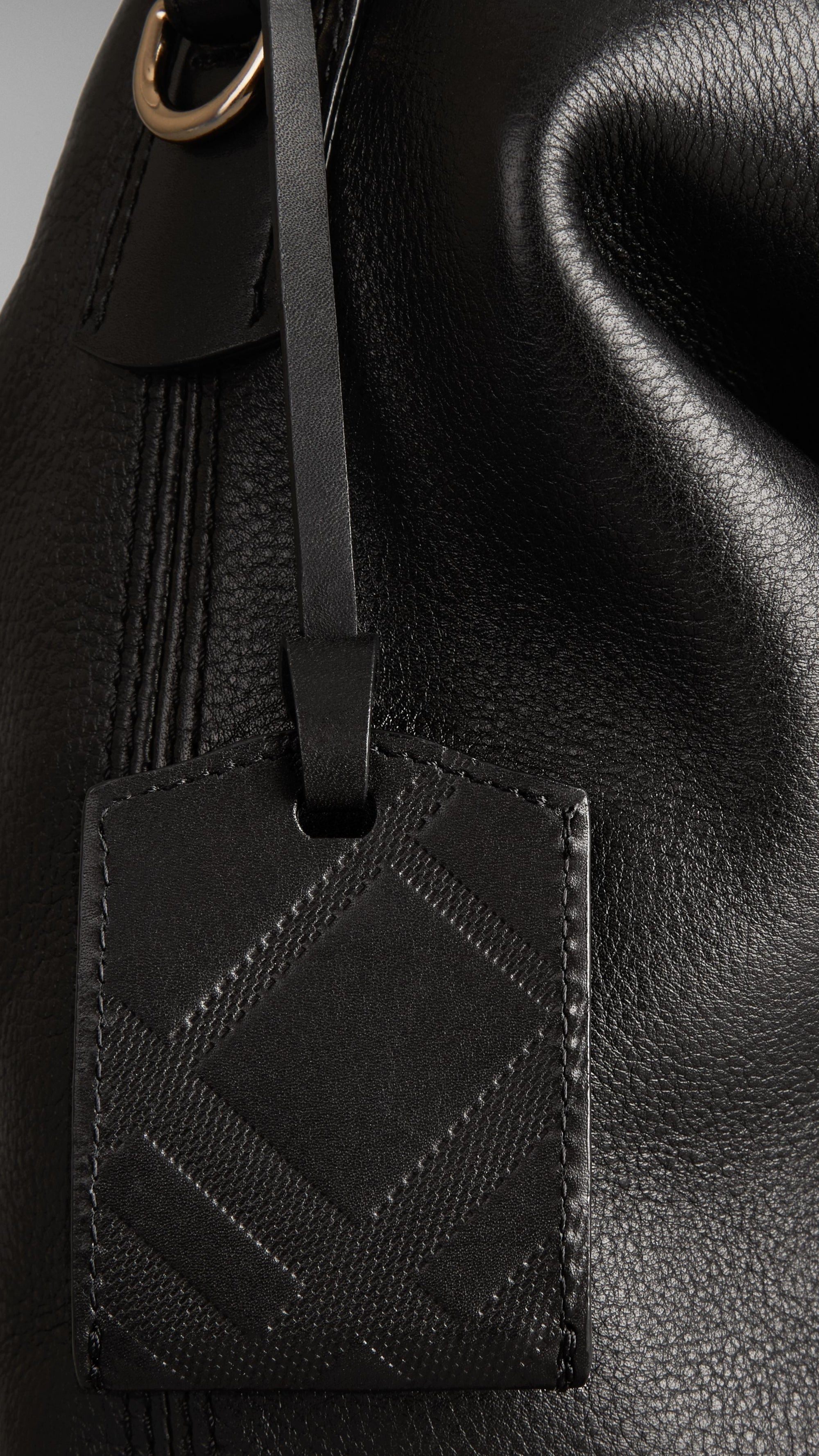 BLACK Sac hobo medium en cuir et toile check