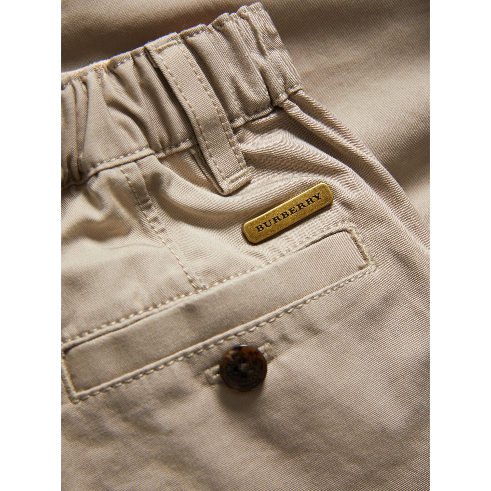 TAUPE Pantalon chino avec revers en check