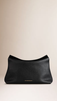 BLACK Petit clutch en cuir grainé
