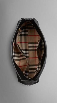 BLACK Petit clutch en cuir grainé