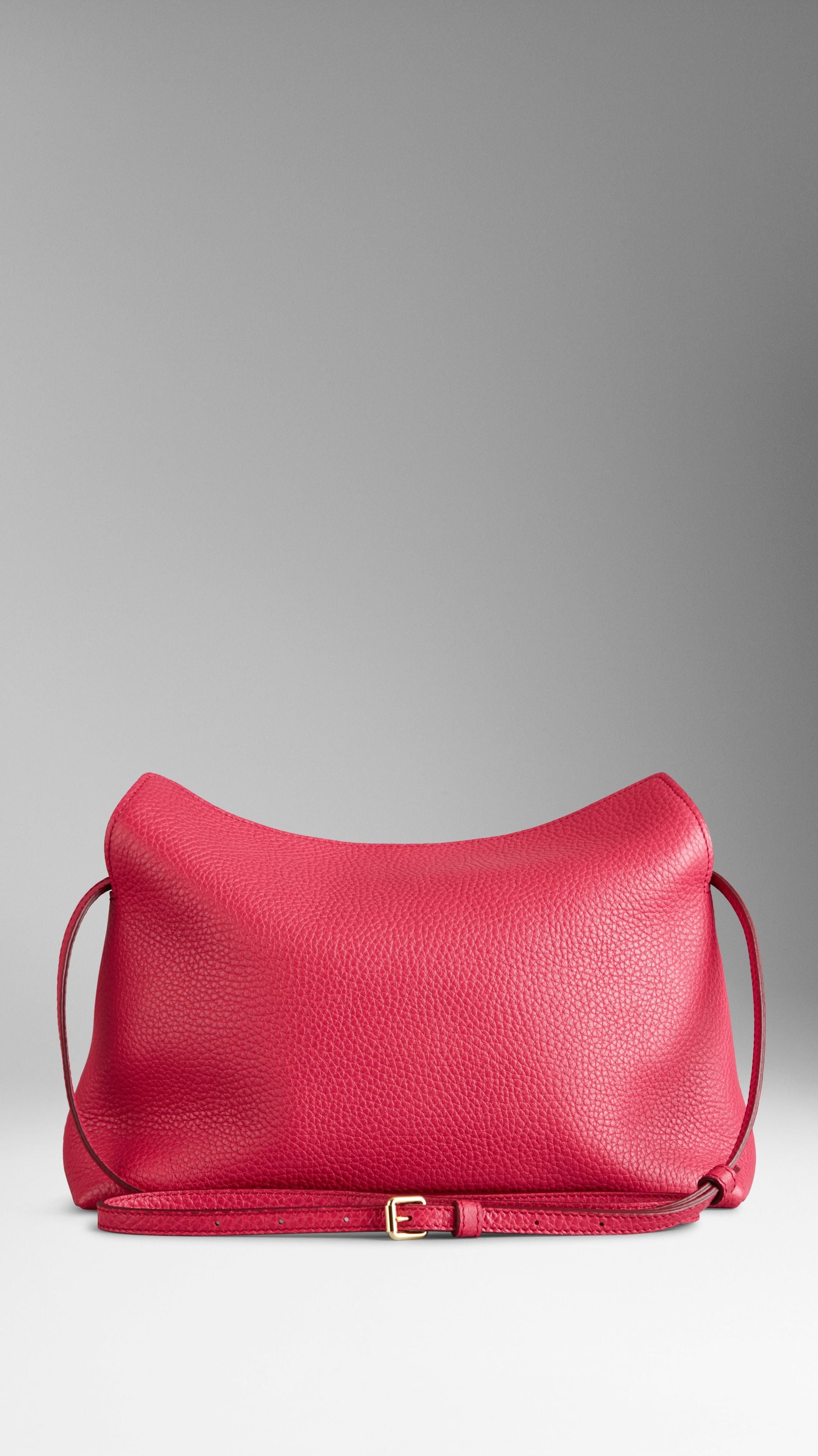 PINK AZALEA Petit clutch en cuir grainé