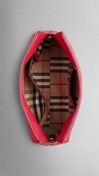 PINK AZALEA Petit clutch en cuir grainé