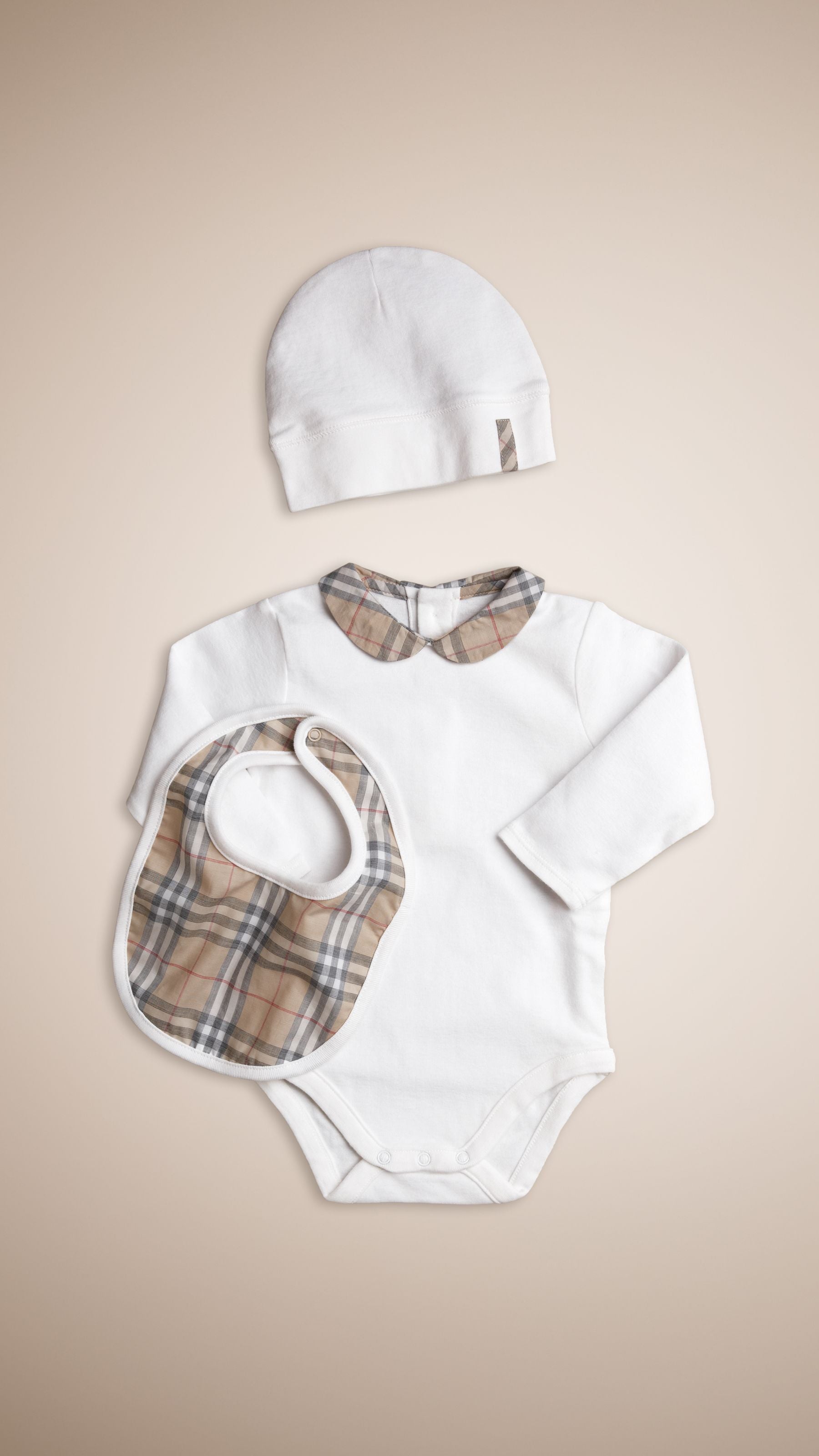 WHITE Set cadeau trois pièces pour bébé en coton