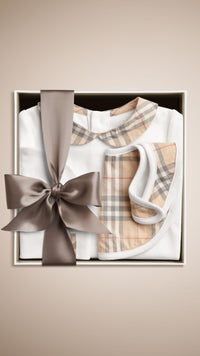 WHITE Set cadeau trois pièces pour bébé en coton