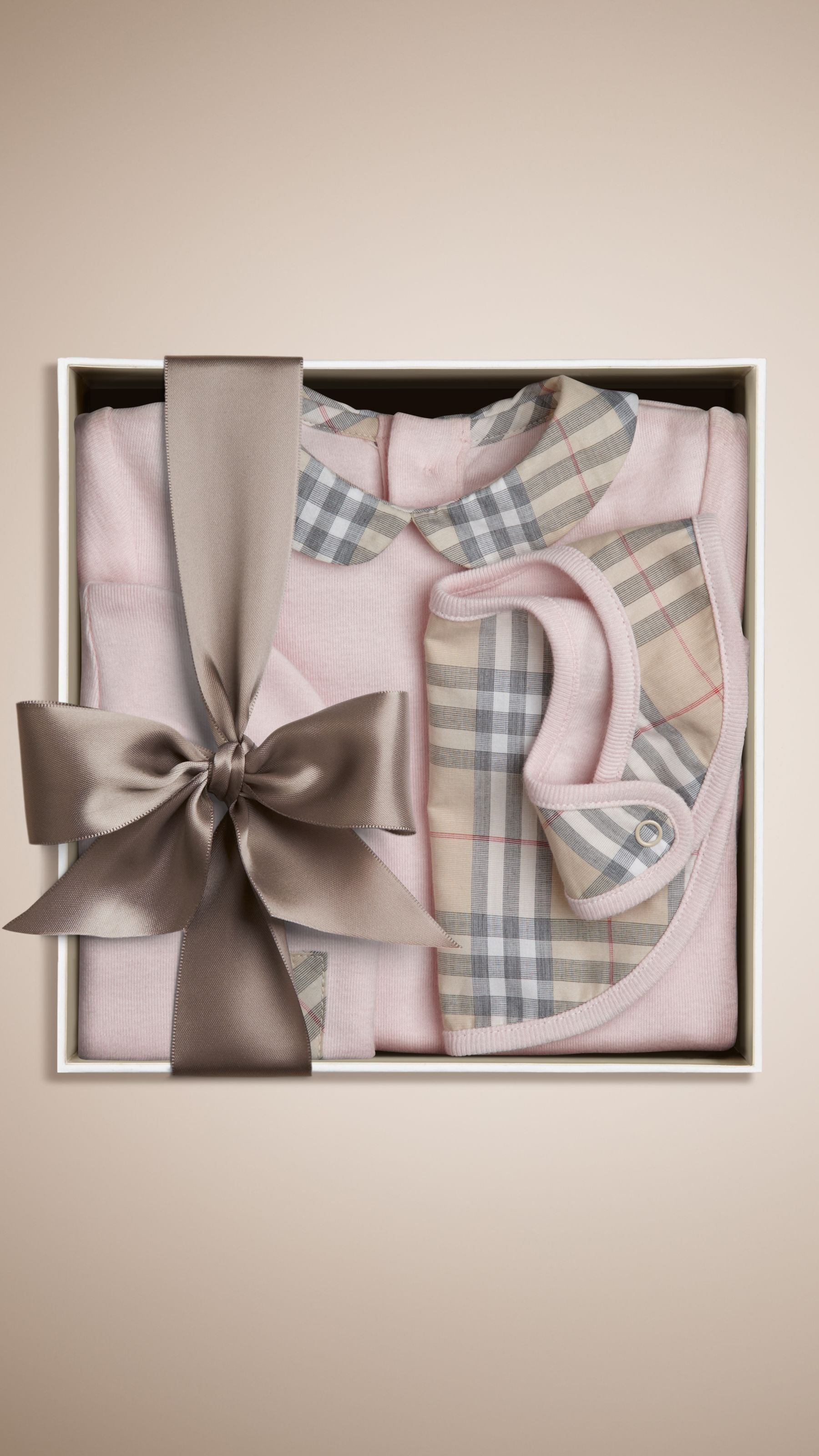 ICE PINK Set cadeau trois pièces pour bébé en coton