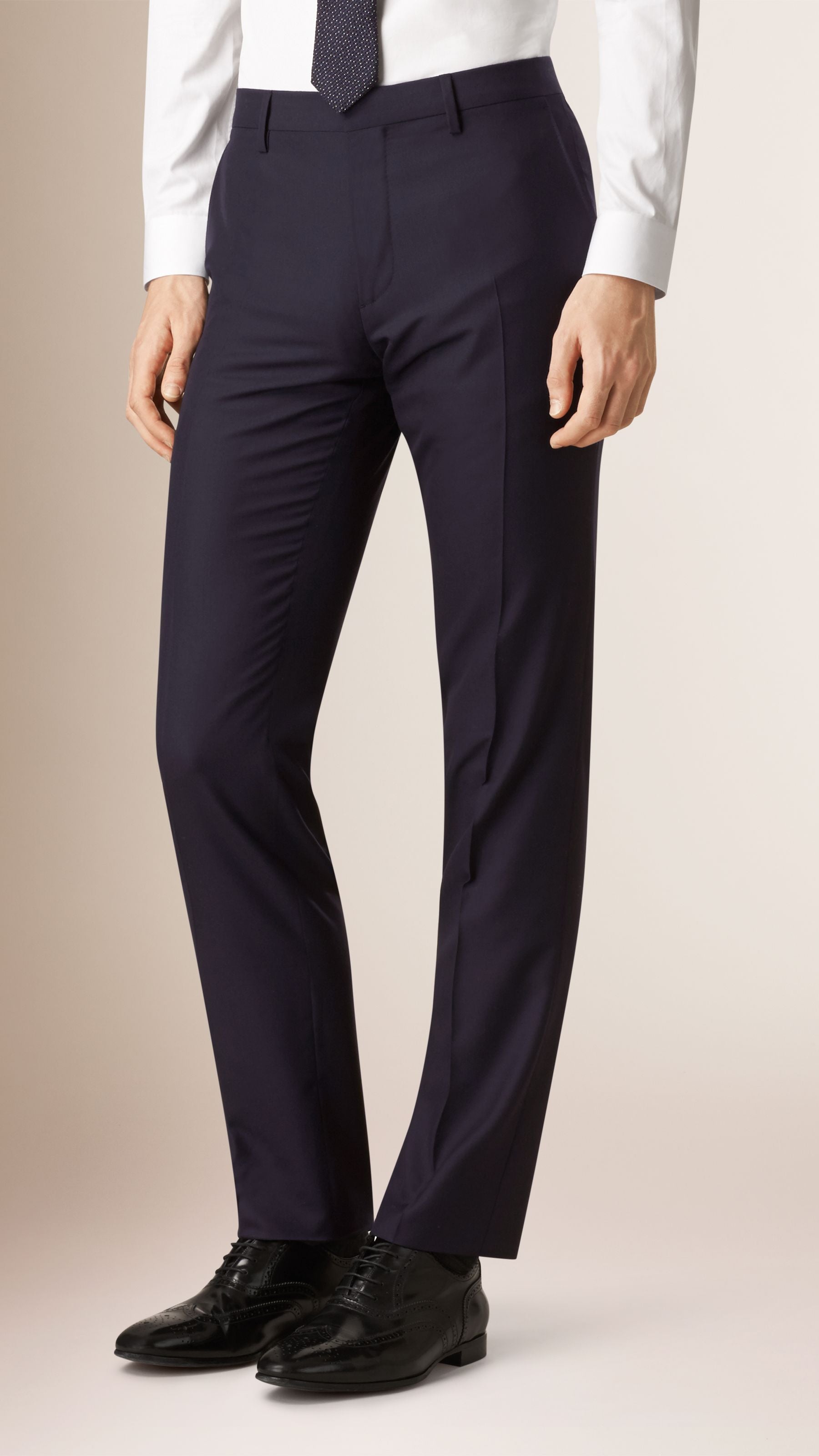 NAVY Costume de coupe moderne en laine