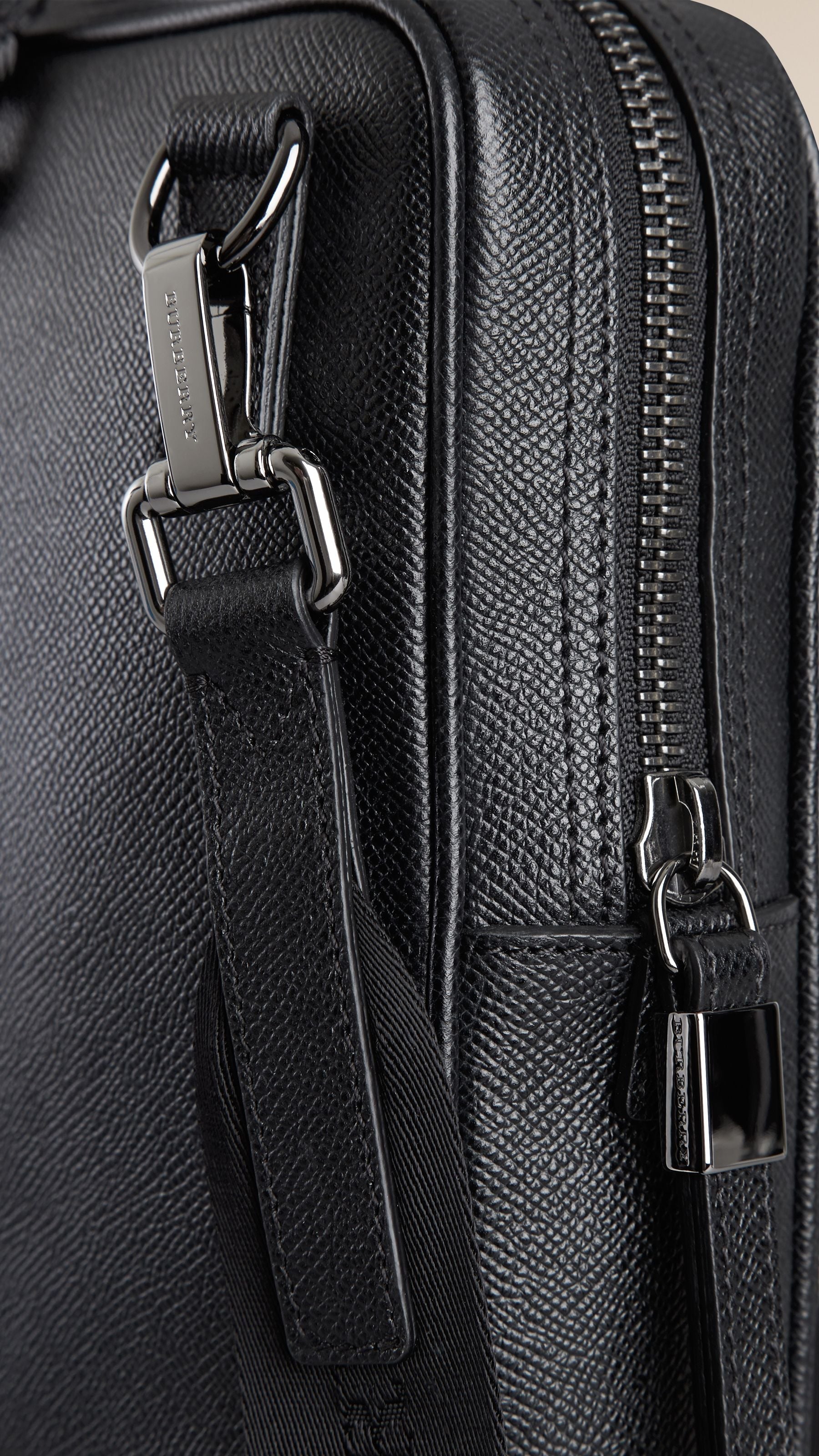 BLACK Attaché-case en cuir London avec bandoulière