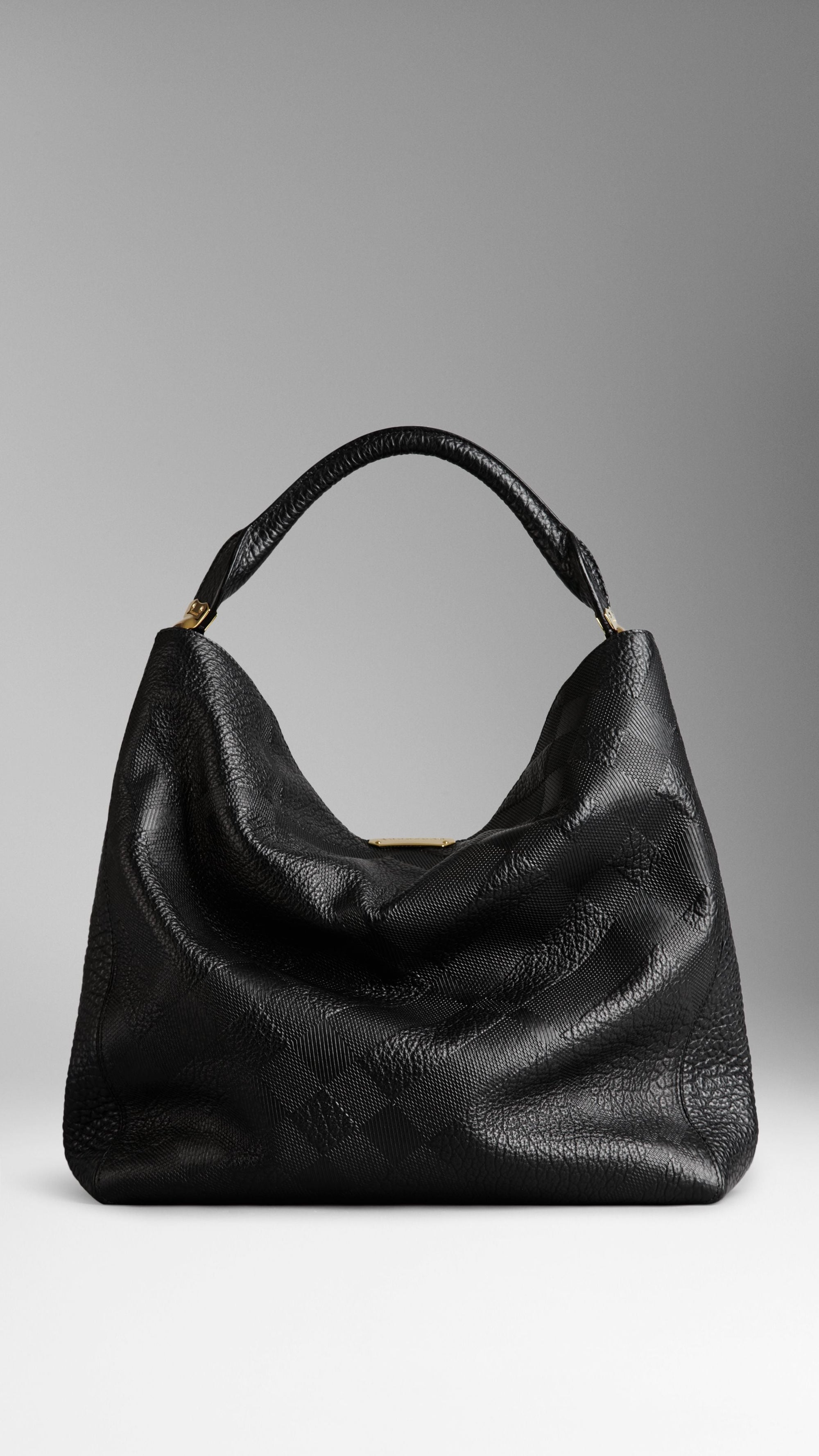 BLACK Sac hobo medium en cuir avec motif check en relief