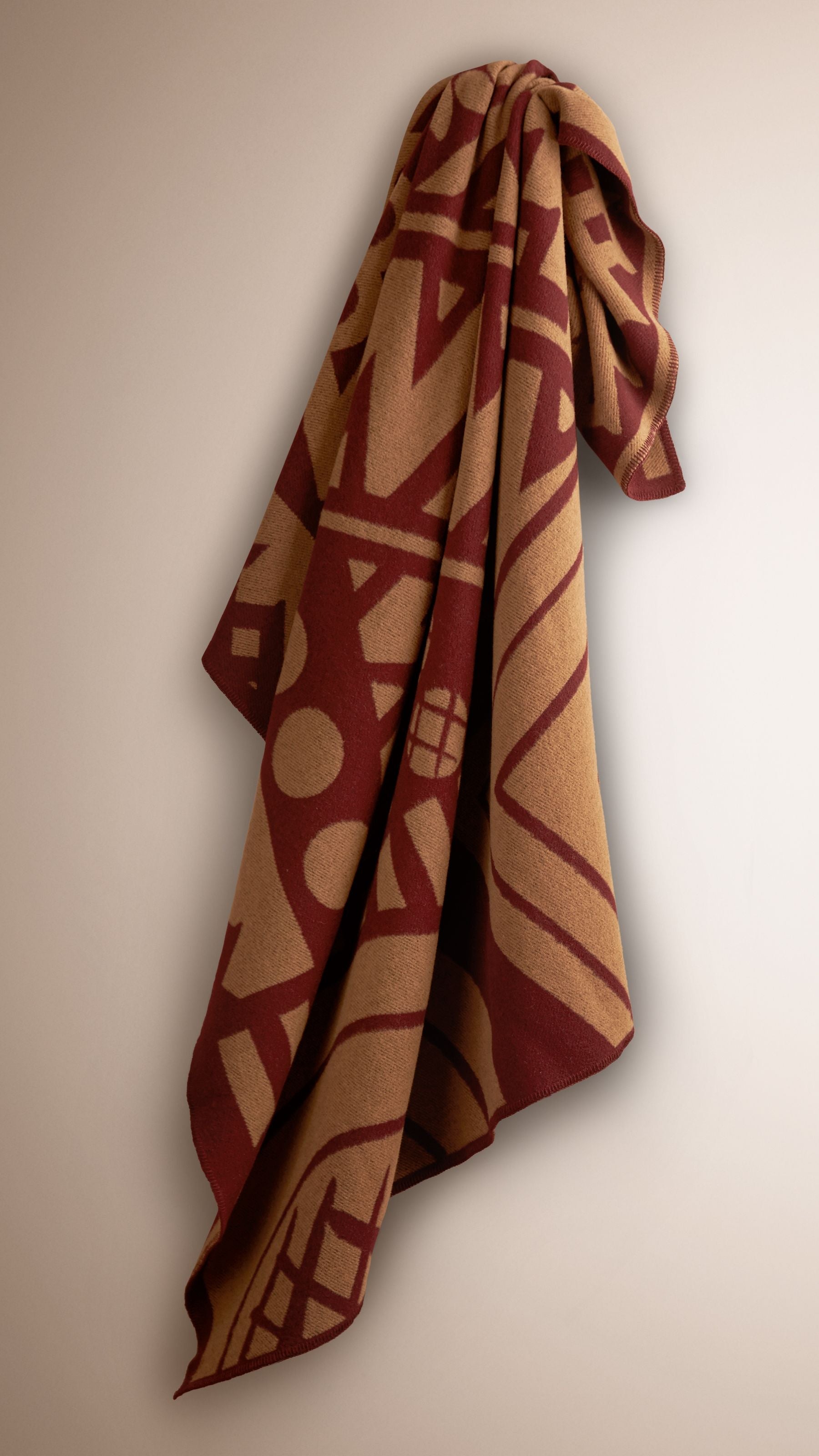 CLARET/CAMEL Couverture en laine et cachemire à motif graphique