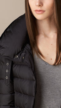 BLACK Manteau rembourré en duvet avec col en shearling
