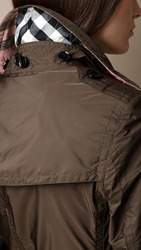 MILITARY OLIVE Trench-coat léger à capuche