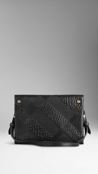 BLACK Petit sac à bandoulière en cuir grainé emblématique