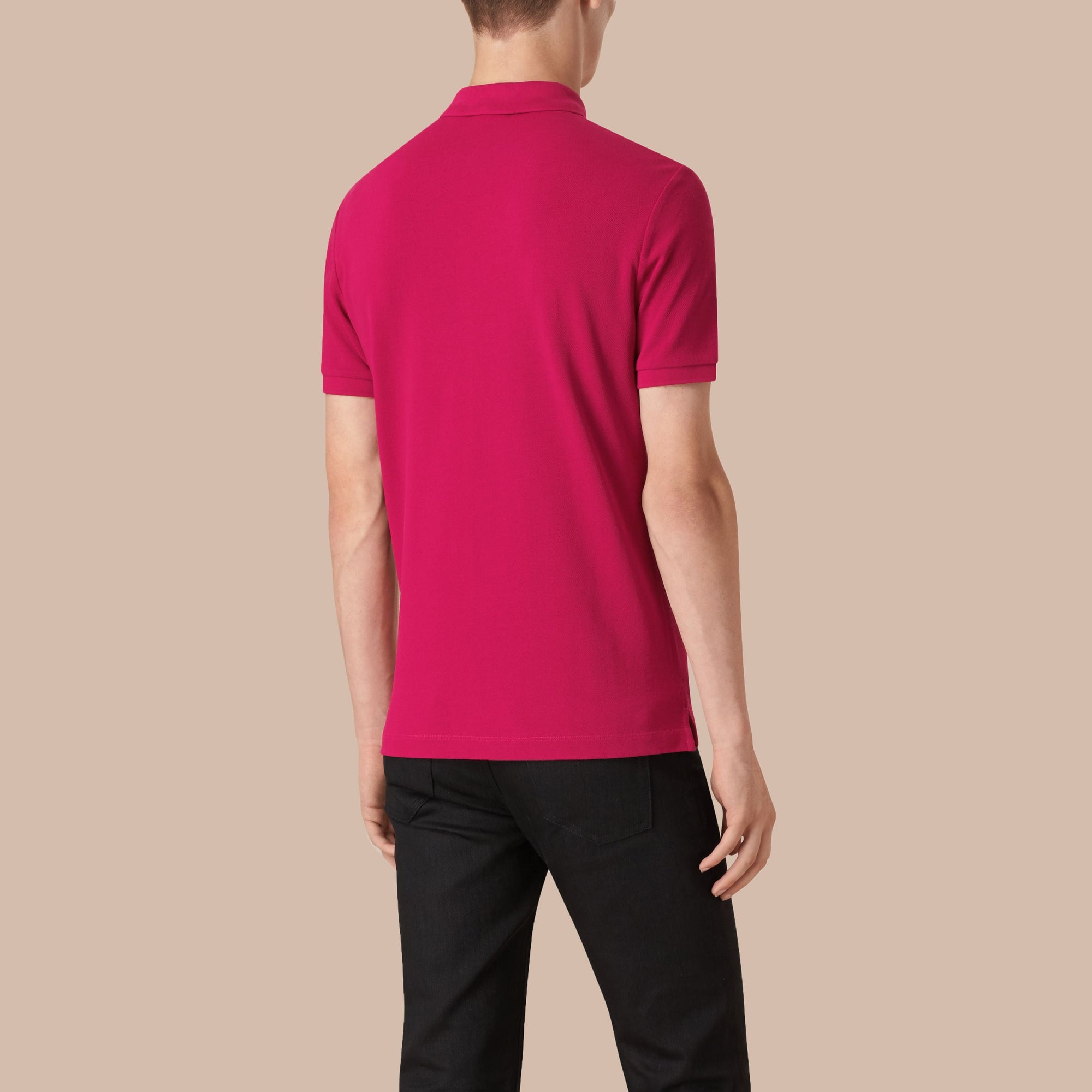 VIBRANT FUCHSIA Polo en piqué de coton avec patte à motif check