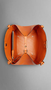 COPPER ORANGE Petit Sac The Canter en cuir avec motif check en relief