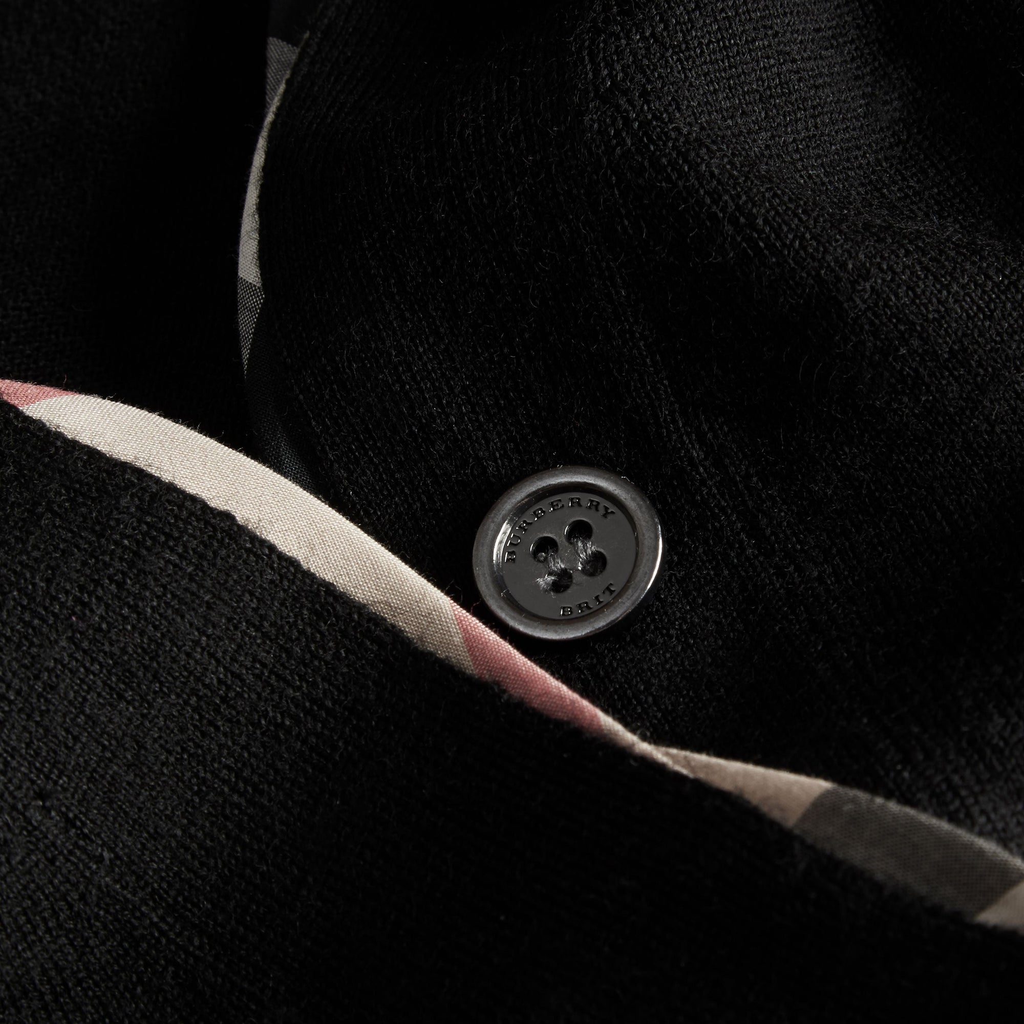 BLACK Cardigan en laine avec patte à motif check