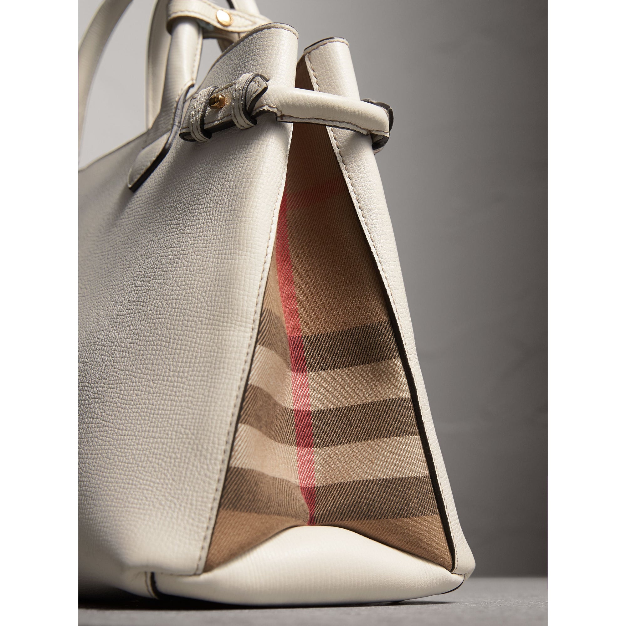 NATURAL Sac The Banner moyen en cuir et coton House check