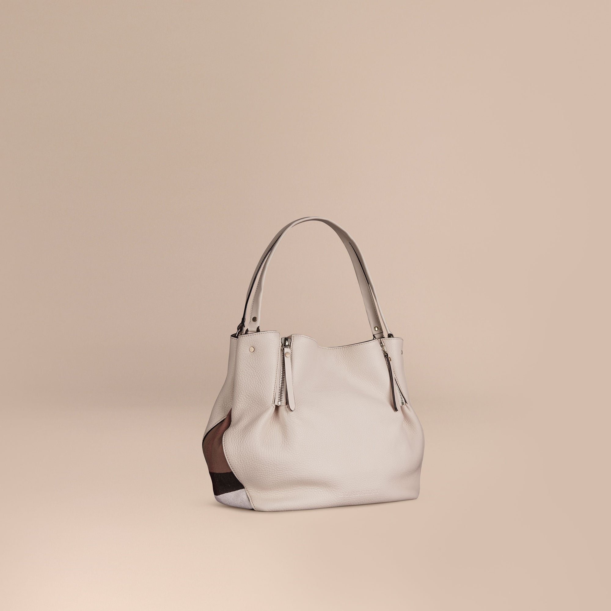 WHITE Sac tote medium en cuir orné de touches check