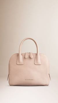 LIGHT NUDE Petit sac bowling en cuir grainé