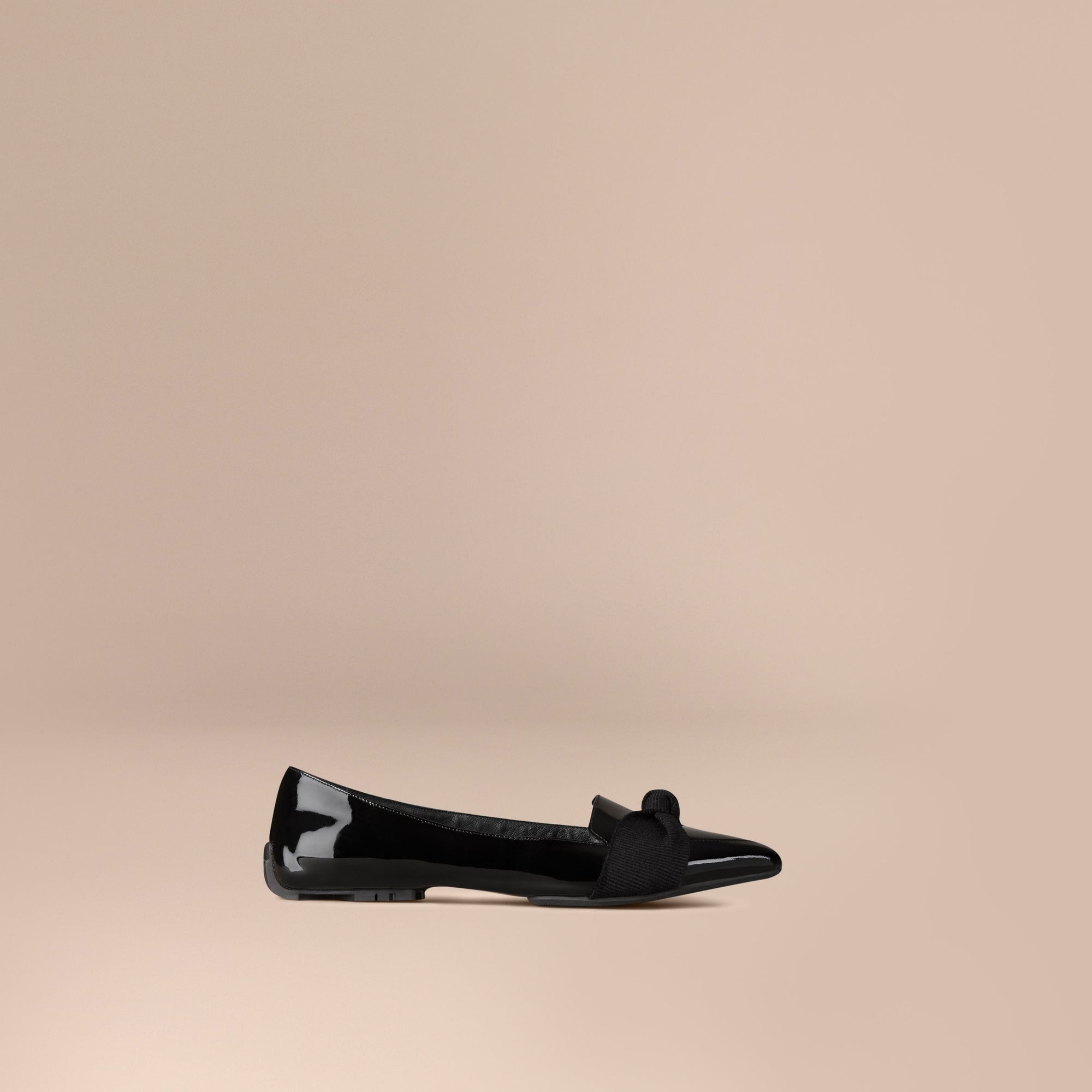 BLACK Mocassins en cuir verni avec nœud en gros-grain