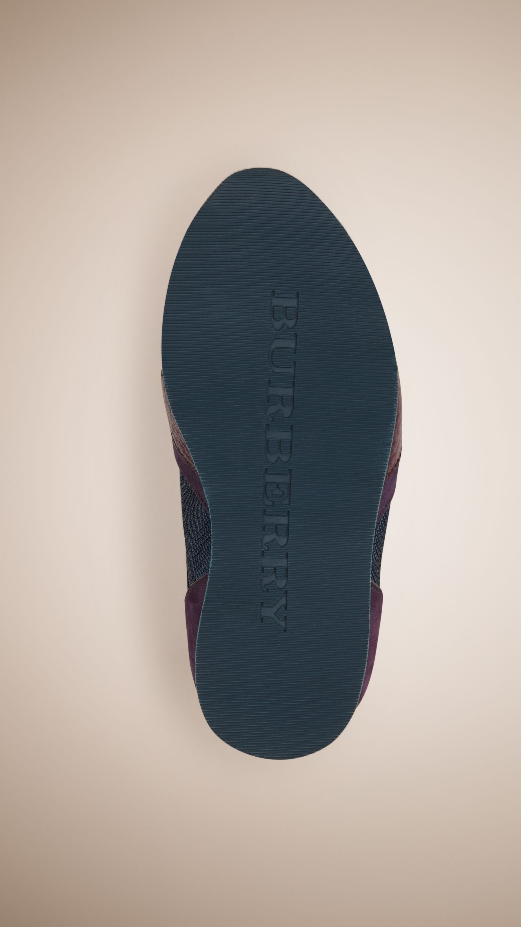BERRY Tennis Mini Field Sneaker en cuir avec empiècements filet