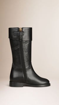 BLACK Bottes en cuir à motif check en relief