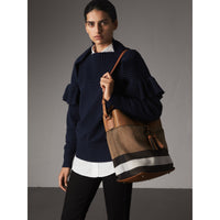 SADDLE BROWN Sac The Ashby moyen à motif Canvas check avec cuir