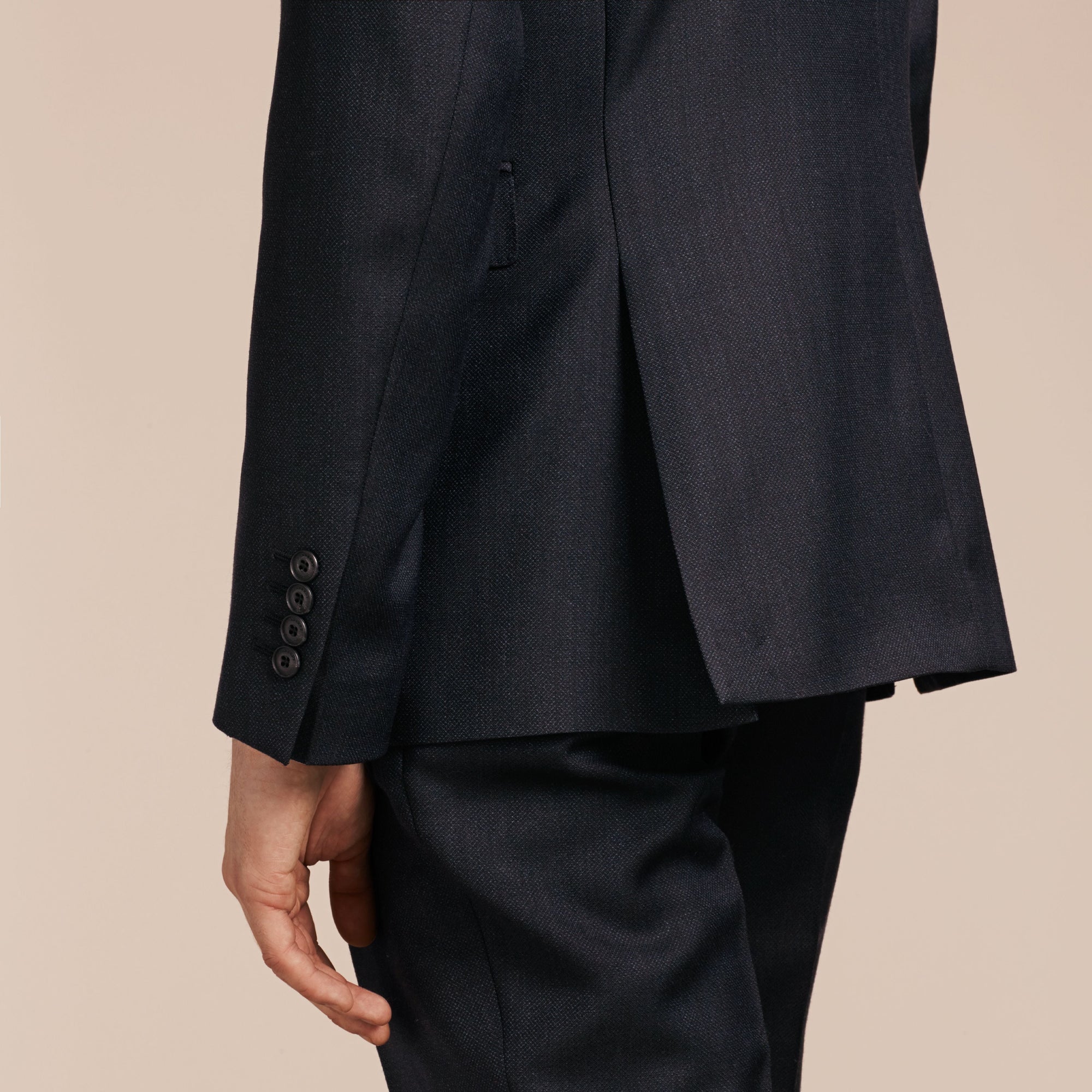 NAVY Costume ajusté en laine vierge œil-de-perdrix Travel Tailoring