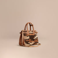 TAN Petit sac The Banner en cuir velours à motif camouflage