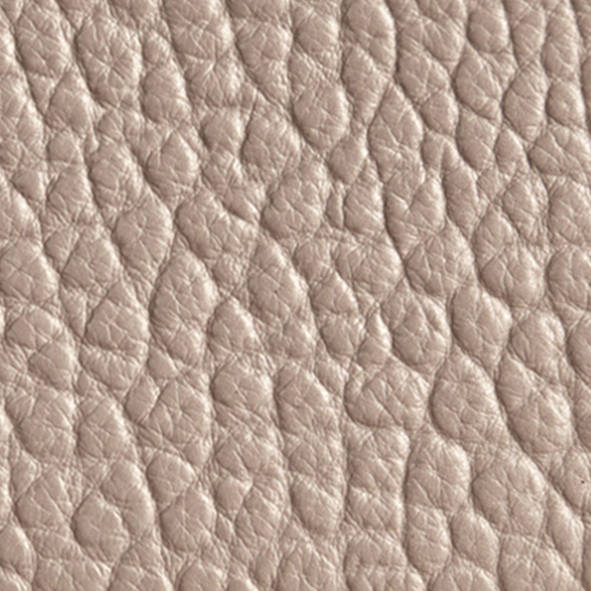 PALE GREY Portefeuille zippé en cuir grené emblématique