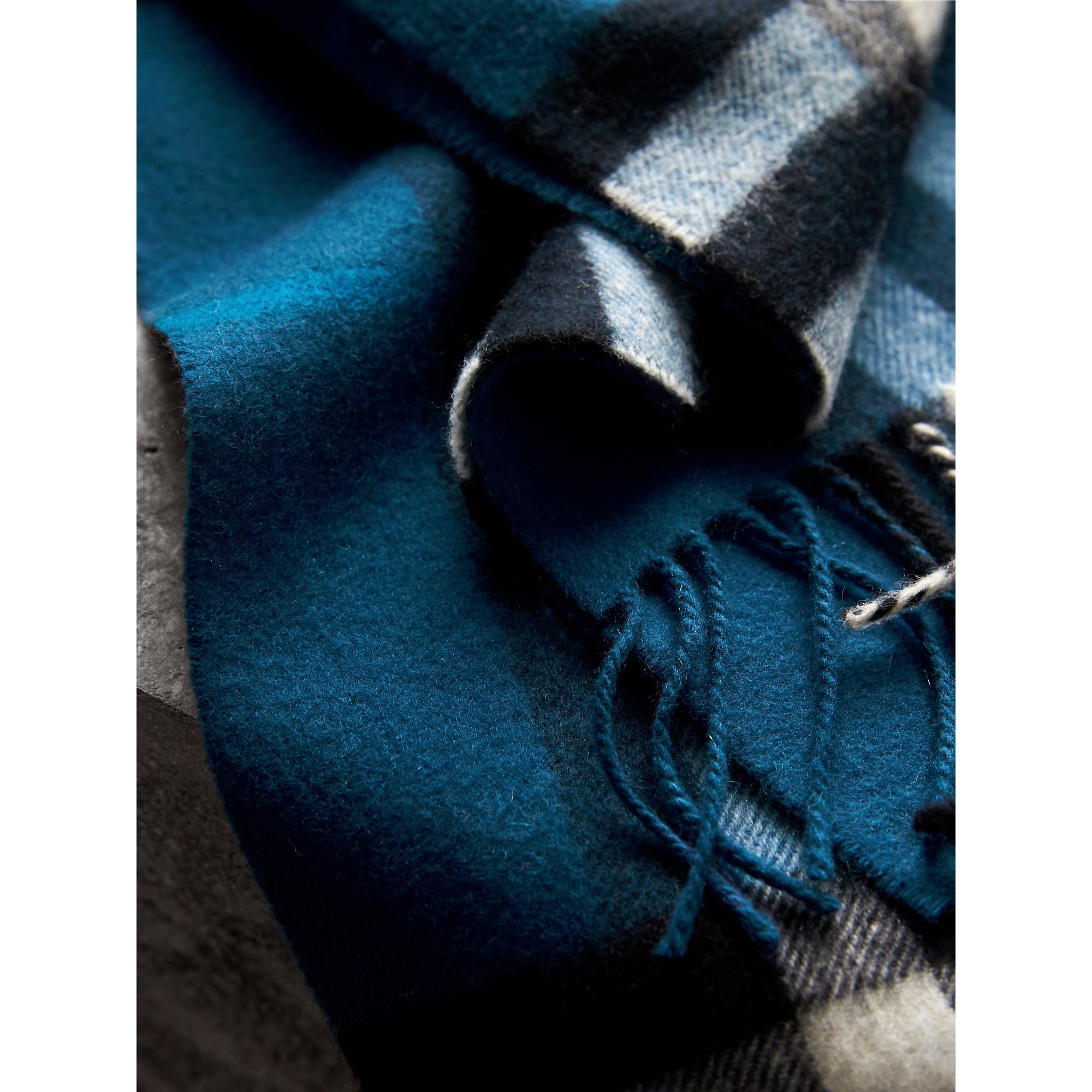 Écharpe en cachemire à motif check classique - Bleu nautique