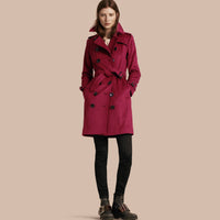 CHERRY PINK Trench-coat en cachemire de coupe Sandringham