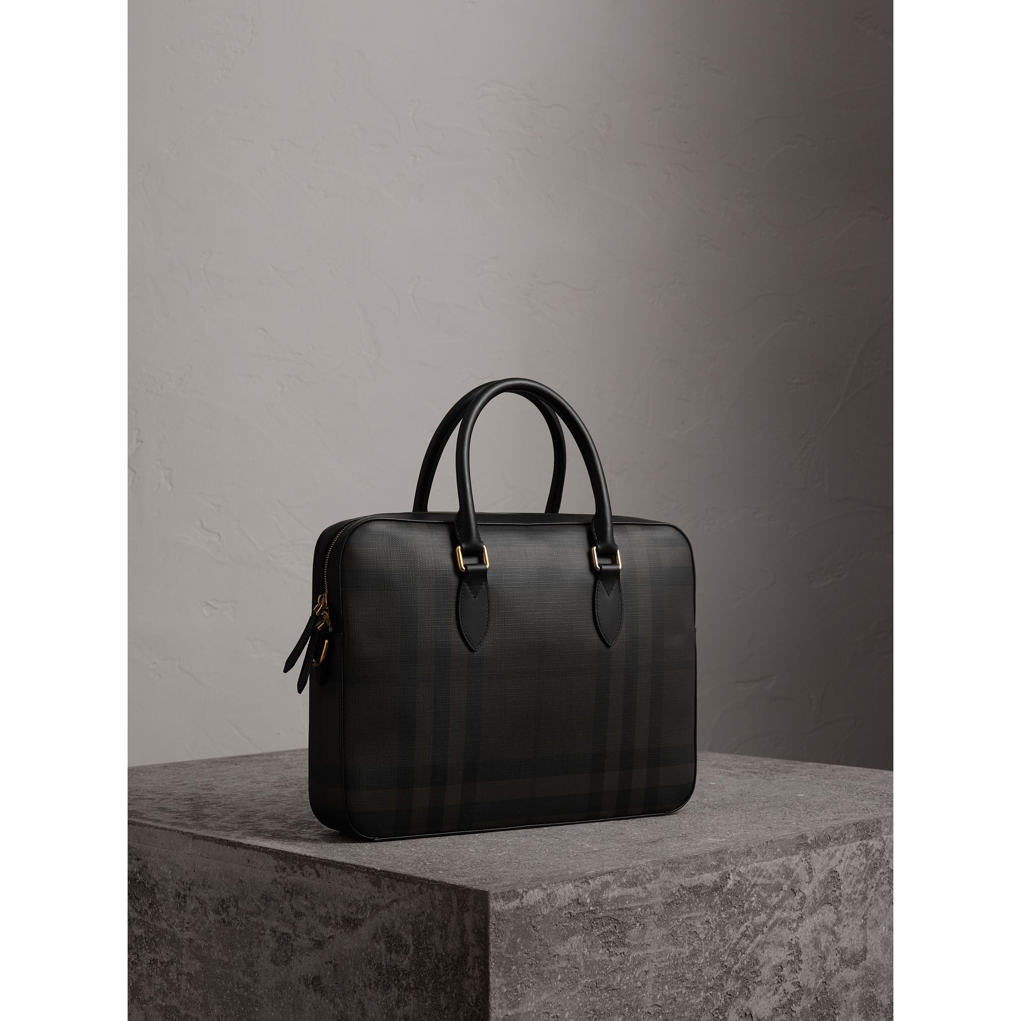 CHOCOLATE/BLACK Attaché-case medium à motif London check avec éléments en cuir