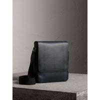 NAVY/BLACK Sac à bandoulière à motif Smoked check