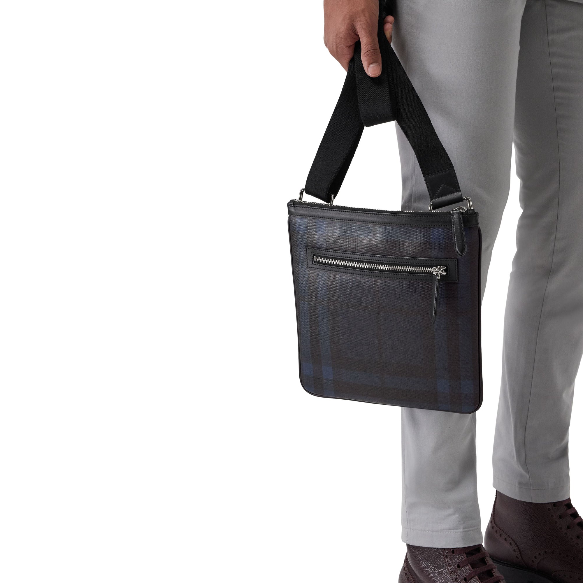 NAVY/BLACK Sac à bandoulière à motif Smoked check avec éléments en cuir