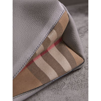 LIGHT GREY MELANGE Sac The Banner medium en cuir et coton House check