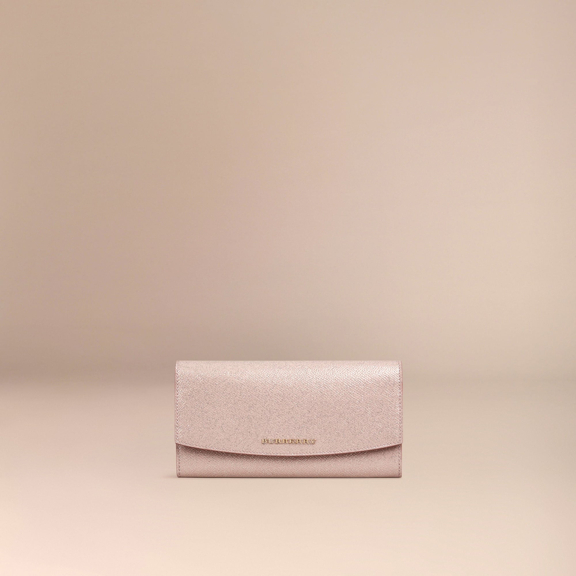 PALE ORCHID Portefeuille continental en cuir London verni à paillettes