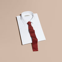 DEEP CLARET Cravate fine en maille de soie