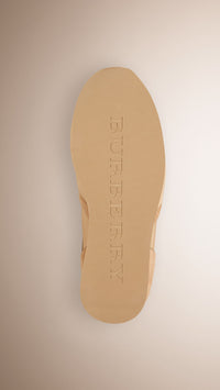 LIGHT NUDE Tennis Field Sneaker en cuir velours et matière filet