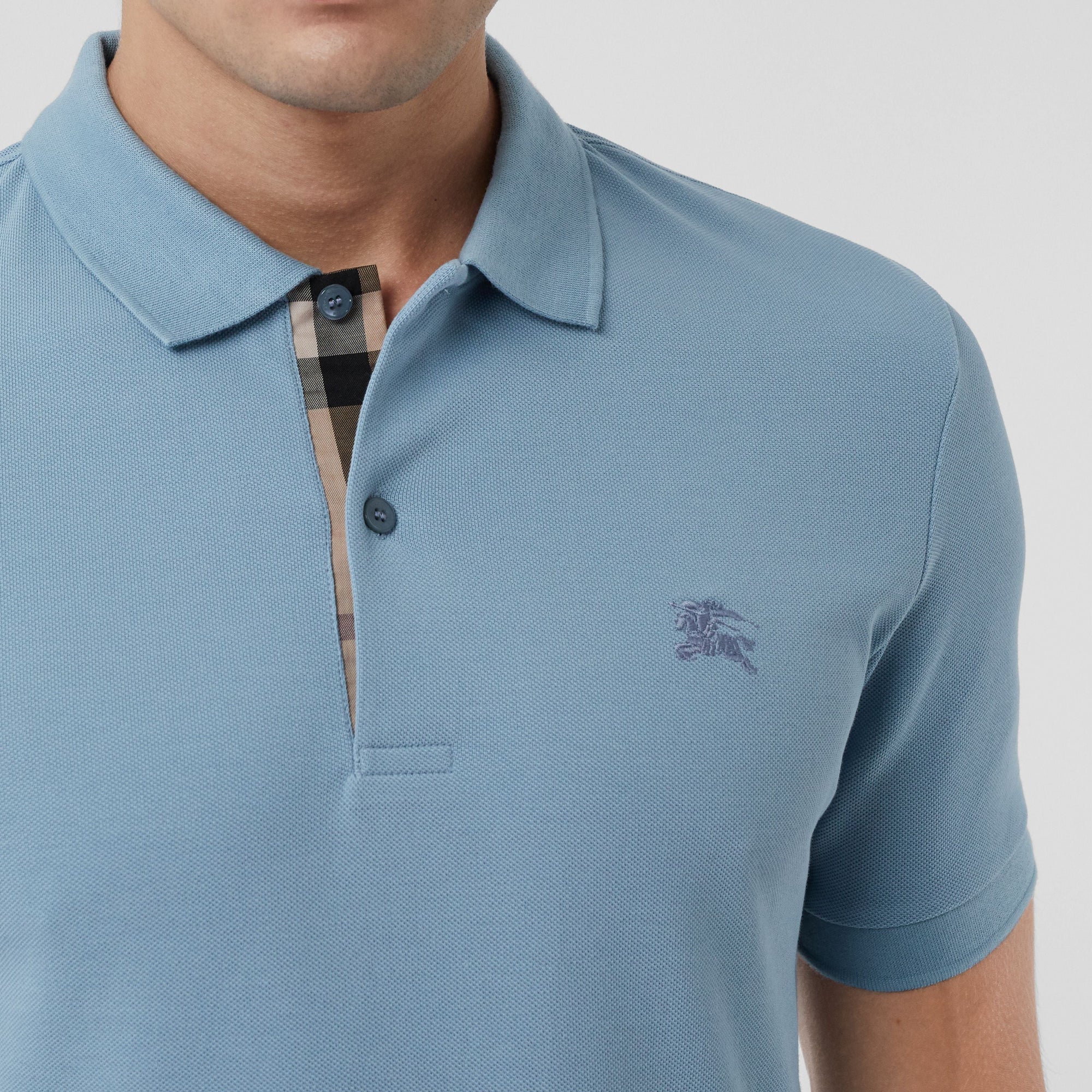 PALE BLUE Polo en piqué de coton avec patte à motif check