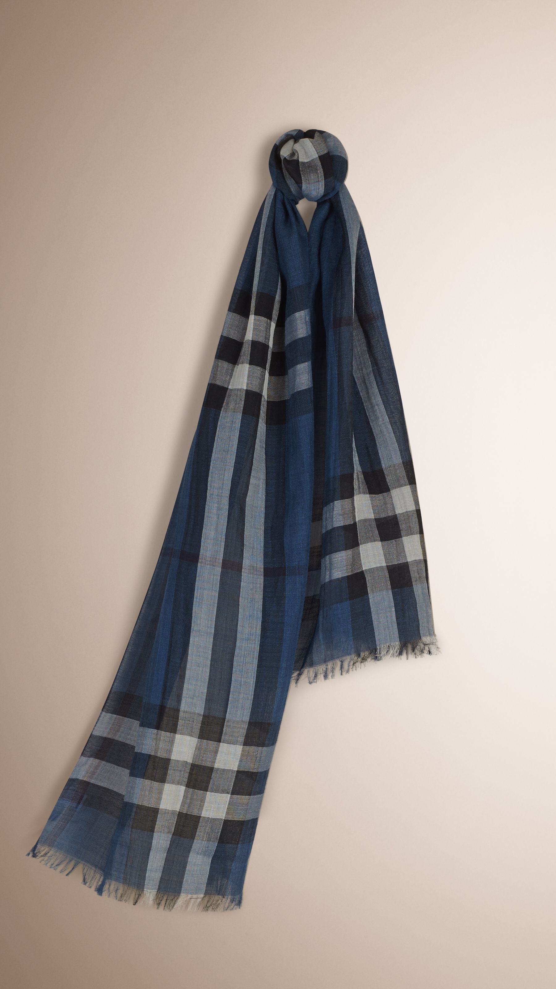 CADET BLUE Foulard en laine et soie à motif Exploded check