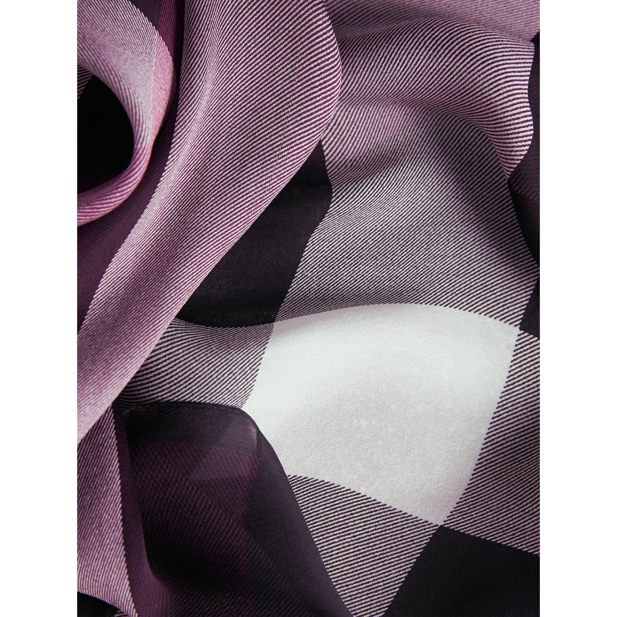 Foulard en soie légère à motif check - Aubergine