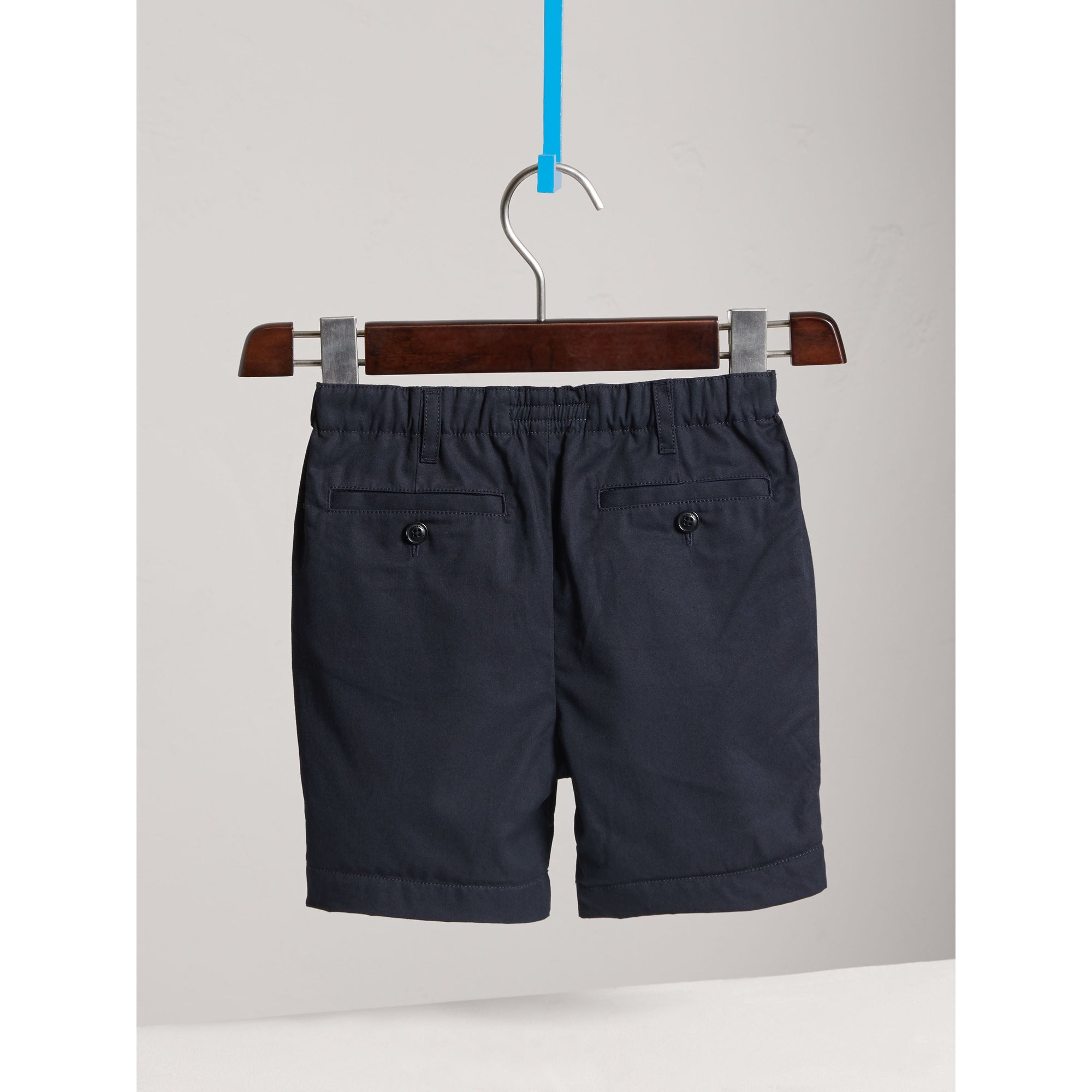INK Short chino en coton avec motif check