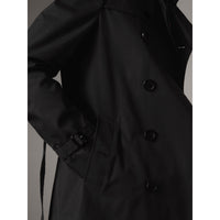 BLACK The Chelsea – Trench court