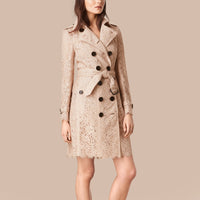 ANTIQUE TAUPE PINK Trench-coat en dentelle italienne